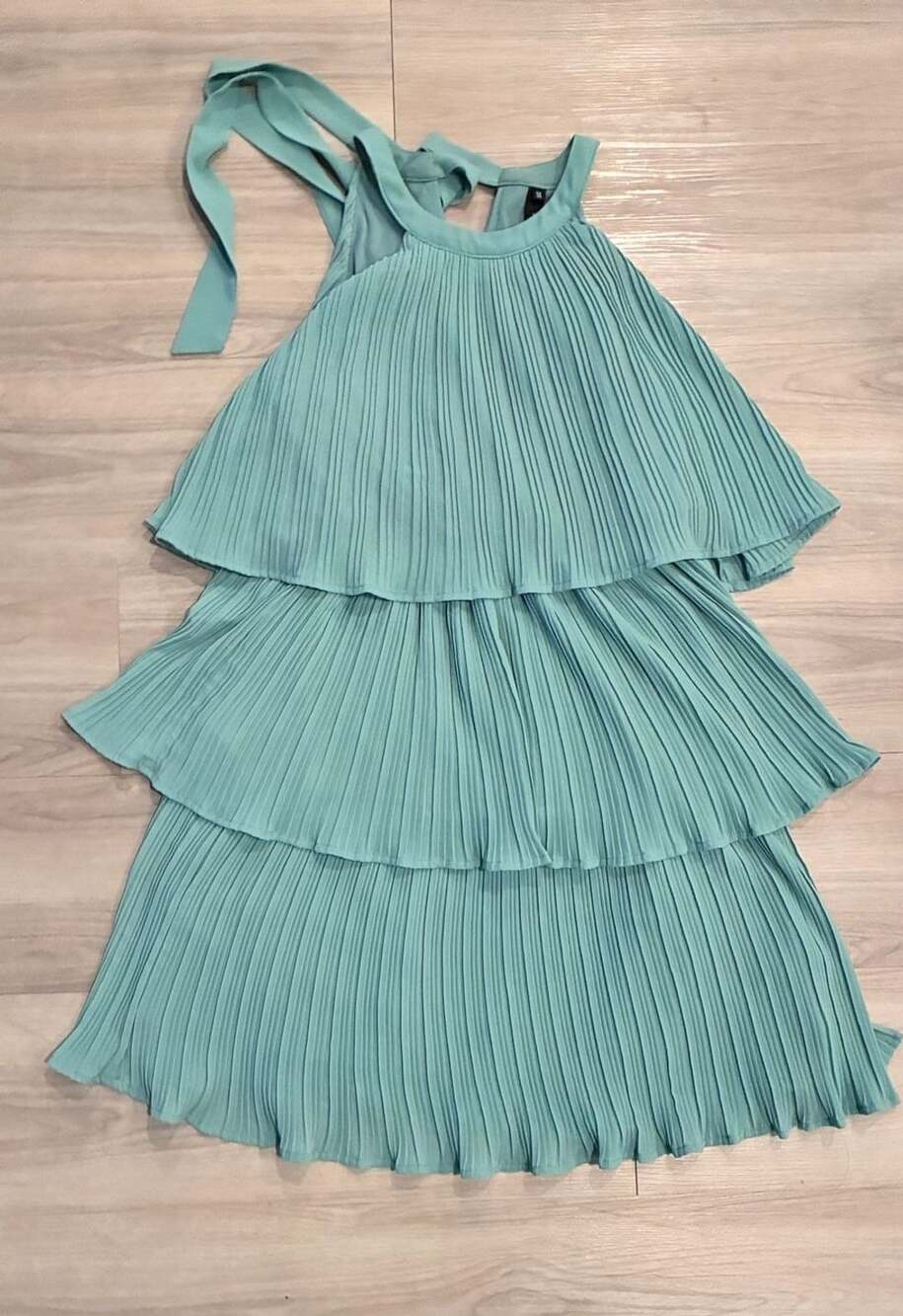 Zesica Halter Pleated Tiered Dress Size M Light Blue Sleeveless